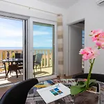 Jasa Deluxe 马卡尔斯卡