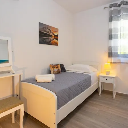 Apartment Jasa Deluxe Makarska