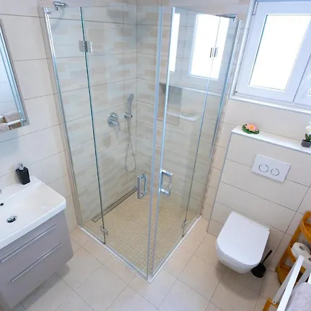 アパート Jasa Deluxe