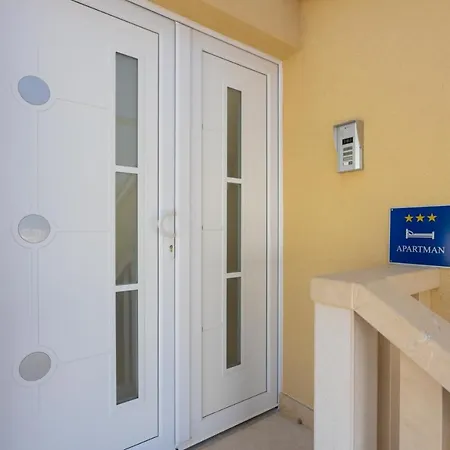 Appartement Jasa Deluxe *